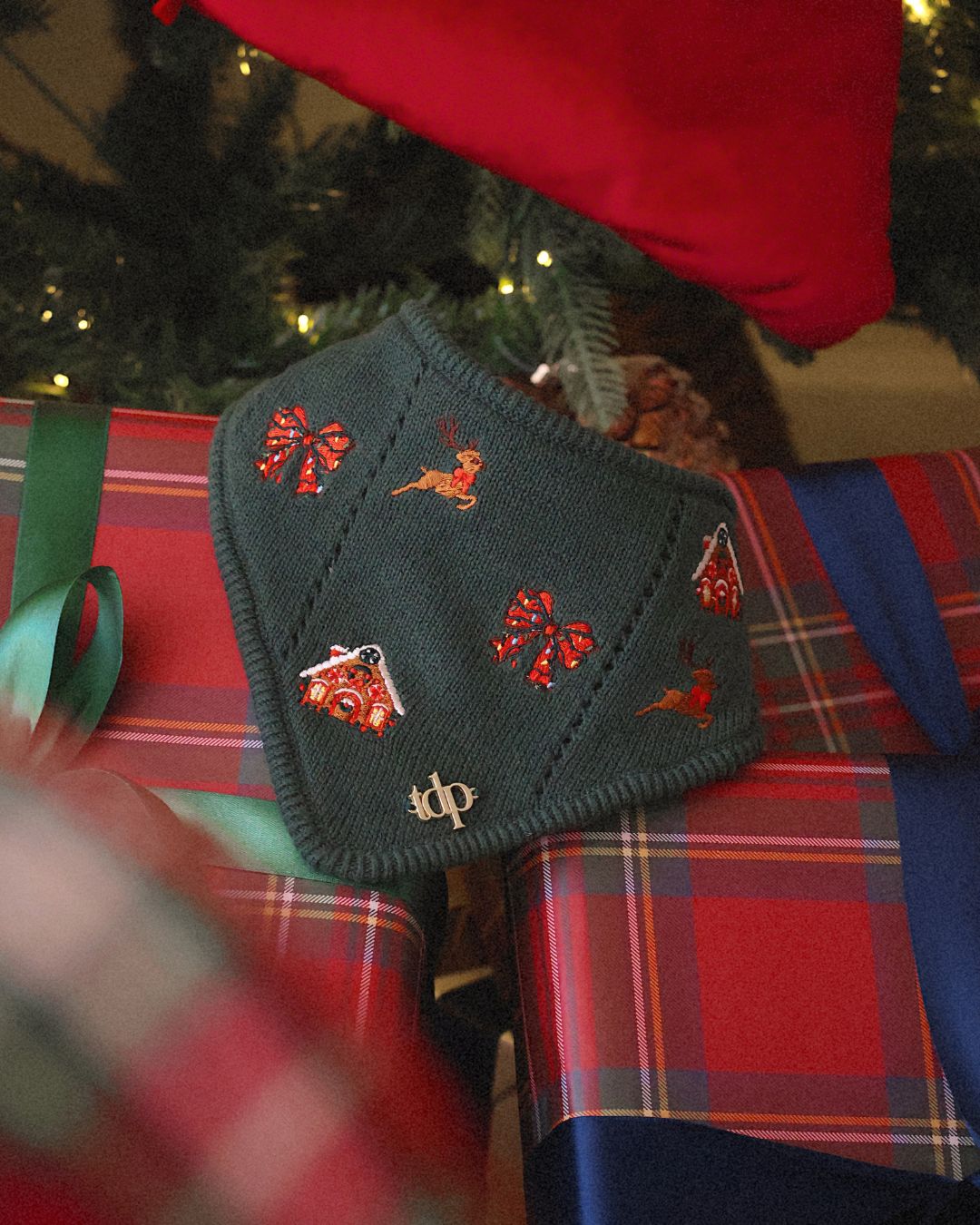 BANDANA | HOME FOR THE HOLIDAYS