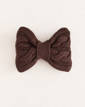 Load image into Gallery viewer, The House Cable Chunky cable-knit texture available in warm Oatmeal and rich Espresso.
